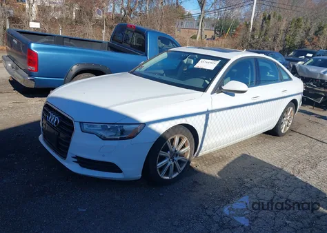 2015 Audi A6 2.0T Premium z USA, uszkodzony, nr VIN WAUGFAFC5FN033380